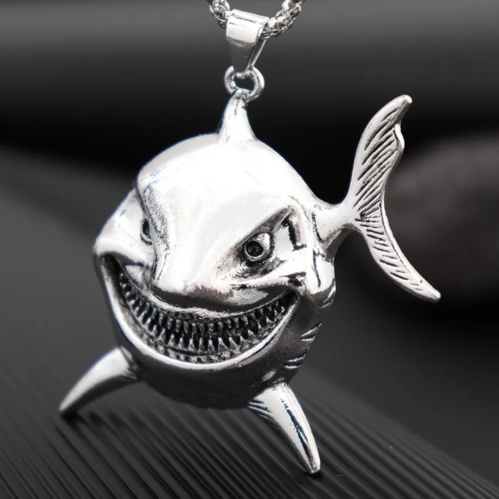 New! MEN'S Silver Plated Great White Shark Pendant Necklace.